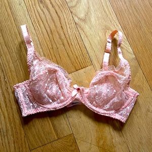 Flash Sale 🔥Agent Provocateur pink French lace bra
